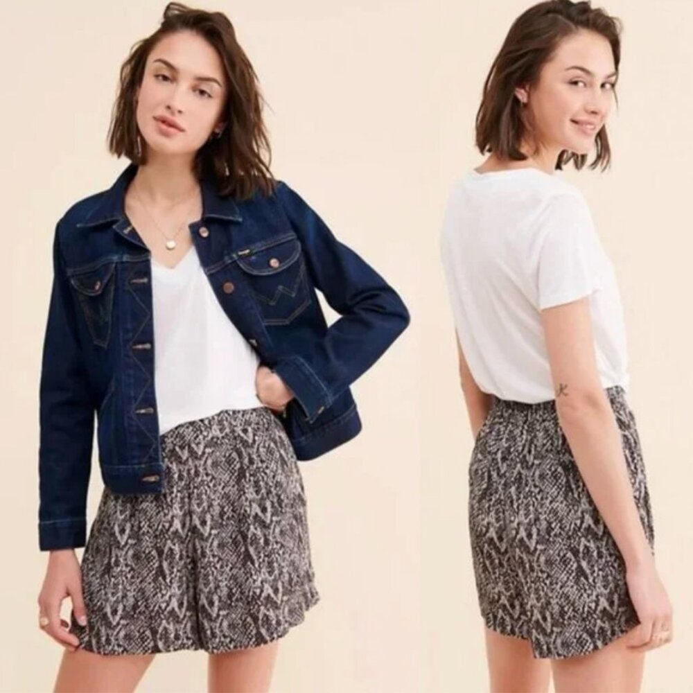 Anthropologie Bl-nk London Python Snake Print Soft Shorts Size L NEW Exotic